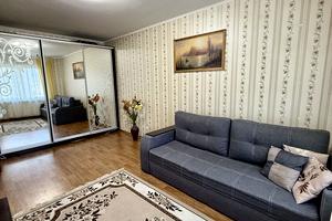квартира по адресу Софии Русовой ул., 3