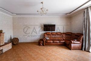 будинок за адресою Юності вул., 10