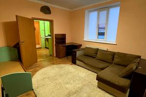 квартира за адресою Кобилянської вул., 10