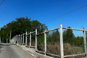 участок по адресу с. Лесники, Молодіжний