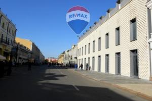 комерційна за адресою Петра Сагайдачного вул., 18