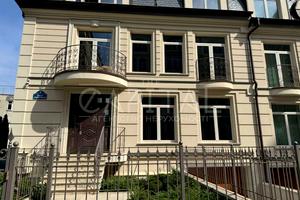 коммерческая по адресу Новоселицкая ул., 7