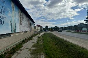 комерційна за адресою Зелена, 1