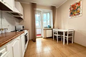 квартира за адресою Зодчих вул., 16