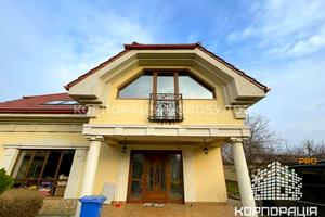 будинок за адресою Коритнянська вул., 1