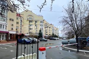 комерційна за адресою Володимира Івасюка просп. (Героїв Сталінграду), 24
