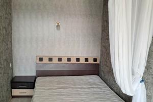 квартира за адресою Тополина вул., 18