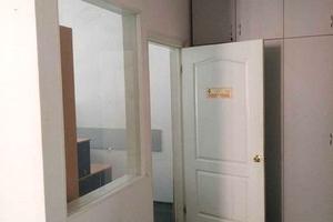 комерційна за адресою Павла Скоропадського вул. (Столярова), 5Б