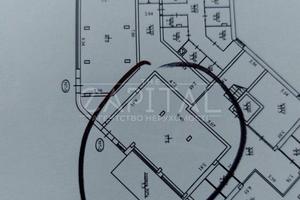 комерційна за адресою Тадея Рильського бульв., 3