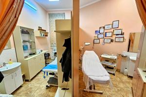комерційна за адресою Пилипа Орлика  вул., 10