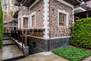 будинок за адресою Лісова, 1