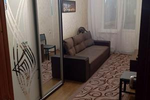 комерційна за адресою Героїв просп., 3