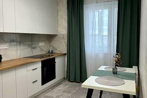 квартира за адресою Металургів вул., 35