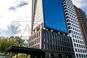 комерційна за адресою Василя Стуса вул., 35-37