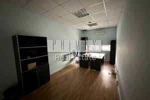 коммерческая по адресу Незалежності бульв. (50 років Жовтня), 55