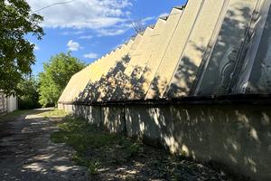 комерційна за адресою Івана Франка, 40