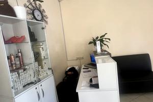 комерційна за адресою Івана Франка вул., 100