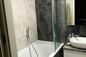 будинок за адресою Воїнів УПА вул.