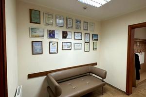 комерційна за адресою Київ, Дарницький бульв., 8