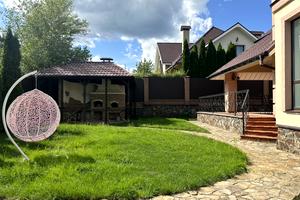 будинок за адресою Молодіжна, 24