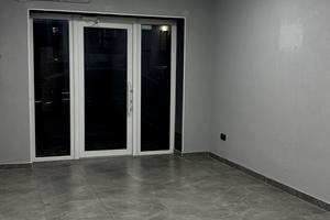 комерційна за адресою Гетьмана Мазепи вул., 164
