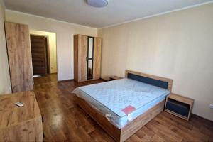 квартира по адресу Ревуцкого ул., 54-А