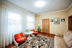 будинок за адресою Шкільна, 3а