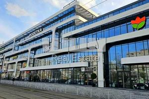 комерційна за адресою Героїв полку 