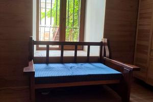 комерційна за адресою Канатна вул., 28
