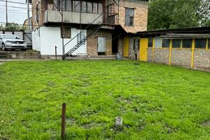 участок по адресу с. Святопетровское, Центральная ул., 14