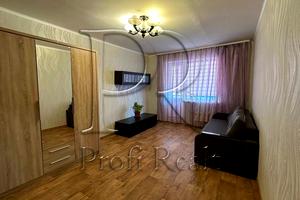 квартира по адресу Героїв Космосу ул., 19