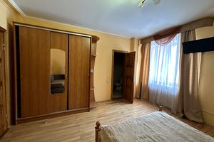 коммерческая по адресу Червоной Калины просп., 79