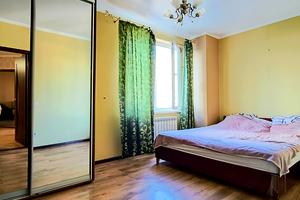 квартира за адресою Владислава Бувалкіна вул., 44-А