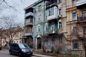 квартира за адресою Утьосова вул., 6