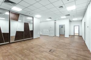 комерційна за адресою Жилянська вул., 75