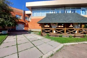 коммерческая по адресу Виставкова, 1