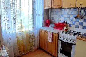 квартира за адресою Івана Мазепи просп. (Петровського), 50-А