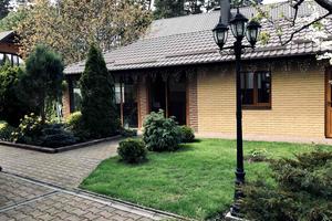 будинок за адресою Вереснева вул.