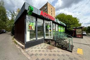 комерційна за адресою Мостицька вул., 8