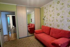 квартира за адресою Валентинівська вул., 13