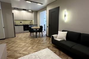 квартира за адресою Олександра Довженка вул., 21а