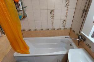 квартира за адресою Озерна вул. (Червоних Майовщиків), 37