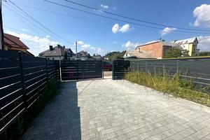 будинок за адресою Підлісна вул., 1