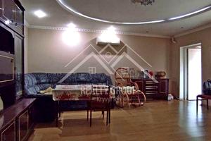 дом по адресу Владимира Михайличенко ул.