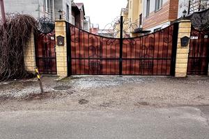дом по адресу Садова