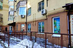комерційна за адресою Івана Дяченка вул., 20Б