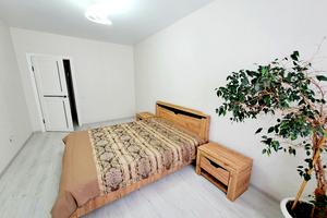 квартира по адресу Віктора Йови ул., 7