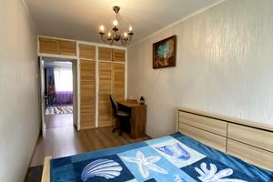 квартира за адресою Євгена Танцюри вул., 48