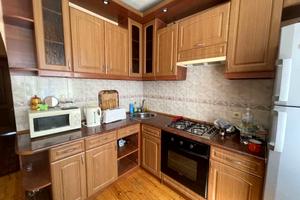 квартира за адресою Якова Новицького вул., 8