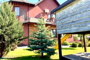 дом по адресу Квітнева, 14